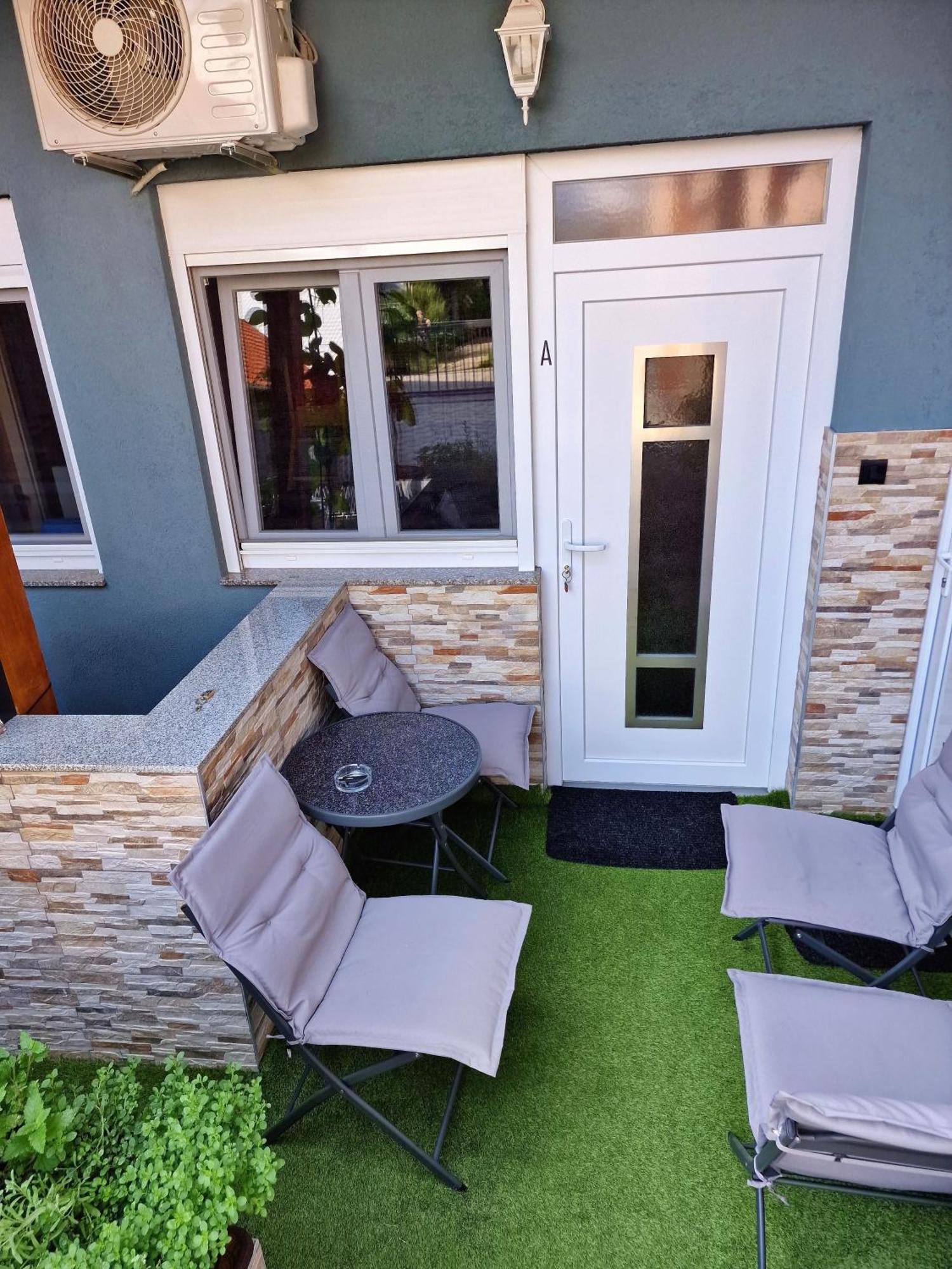 Studio Apartman Lorena Lägenhet Zagreb Exteriör bild